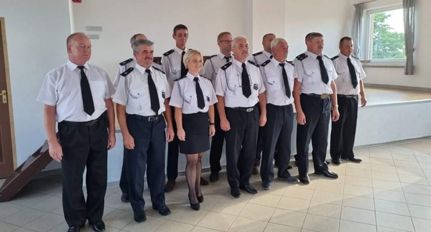 Strażacy z Siemkowic są gotowi nieść pomoc mieszkańcom w każdej sytuacji. Służyli również w trakcie wichur, które przeszły nad regionem da tygodnie temu. fot.: arch. OSP Siemkowice
