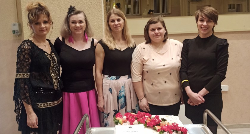 Stowarzyszenie z Kiełczygłowa zaprosiło kobiety na imprezę z okazji ich święta. 