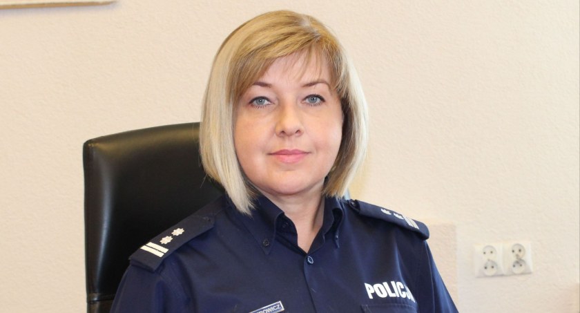 Po raz pierwszy pracą wieluńskiej komendy kieruje kobieta. Mł. insp. Monika Hurko-Nesterowicz w policji służy od 1992 r. fot.: arch. KPP w Wieluniu