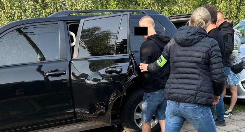 Zdjęcie z zatrzymania jednego z mężczyzn / Fot. Komenda Wojewódzka Policji w Łodzi 