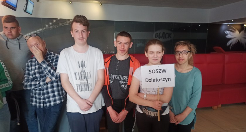  Zawodnicy od miesięcy przygotowywali się do zawodów w bowlingu fot.: Magdalena Lizurej
