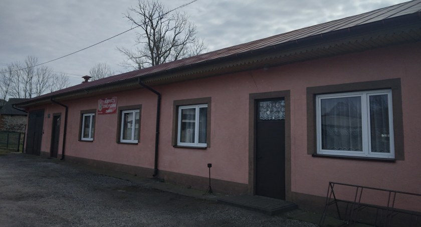 Do Świetlicy Wiejskiej w Zamościu trafi 25 tys. zł. Pieniądze zostaną przeznaczone na sprzęt AGD, akcesoria kuchenne i nagłośnienie fot.: archiwum gminy