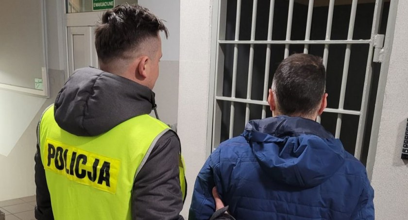 1.	30-latek wypożyczył auto, o wartości 9 tys. zł i nie zwrócił go w umówionym terminie, a następnie unikał kontaktu z właścicielem wypożyczalni  fot.: KPP Wieluń 