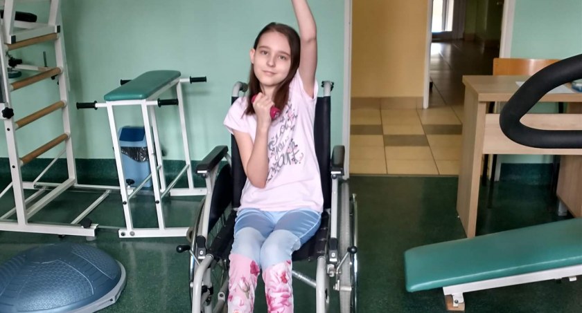 Bianka walczy, może wrócić do sprawności sprzed choroby, o ile uda się zdobyć pieniądze na jej rehabilitację fot.: arch. Martyna Bożek