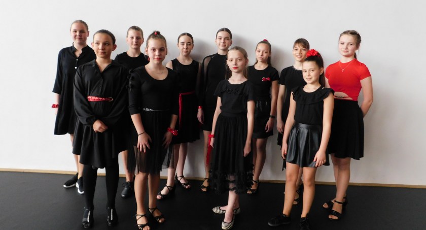 Festiwal Tańca Towarzyskiego, organizowany przez PMDKiS w Wieluniu odbył się po raz szósty. Jego koordynatorem jest Rafał Janecki, instruktor w „Domku harcerza” fot.: Magdalena Lizurej