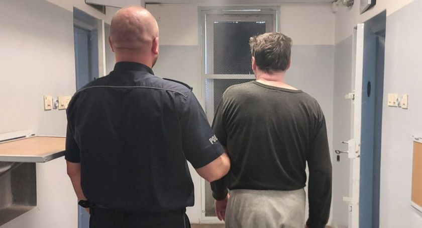 Mieszkaniec Rudy napędził niemałego strachu sąsiadom, grożąc im pozbawieniem życia. Został aresztowany na trzy miesiące fot.: arch. KPP w Wieluniu