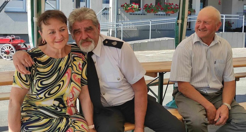 Zdjęcia z uroczystości poświęcenia figury św. Floriana oraz wozu strażackiego w Skomlinie Fot.: Ela Wodecka  