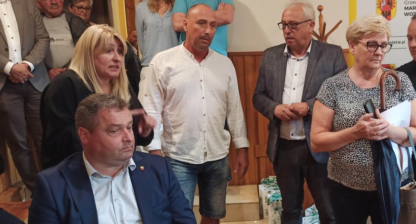 Zdjęcie mieszkańców ul. Częstochowskiej w Działoszynie/fot.: Magdalena Lizurej