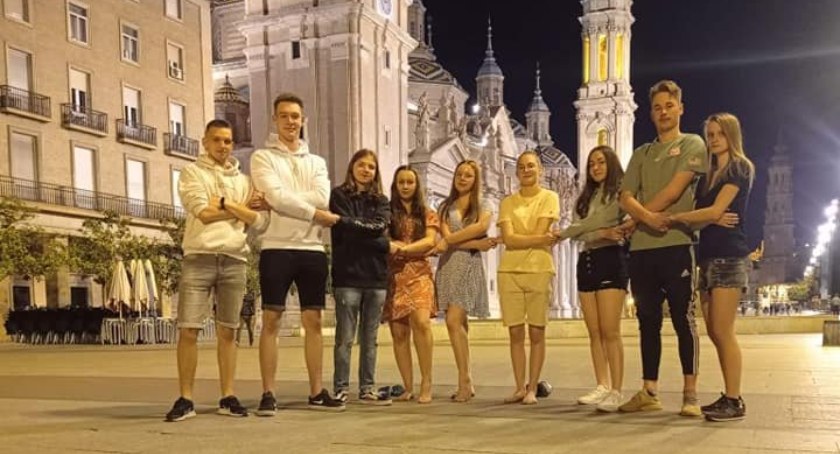 Uczniowie ZS nr 3 w Wieluniu odbywają (miesięczne) praktyki stażowe w ramach projektu Erasmus + ,,Europa kształci zawodowo” w Saragossie  fot.: Zespół Szkół nr 3 w Wieluniu 