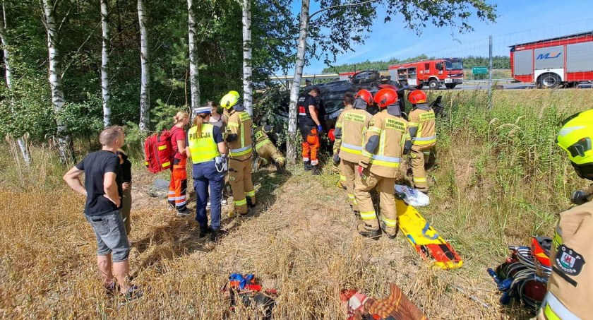 Na zdjęciu miejsce wypadku przy trasie S8 / Fot. Facebook / OSP Wieruszów