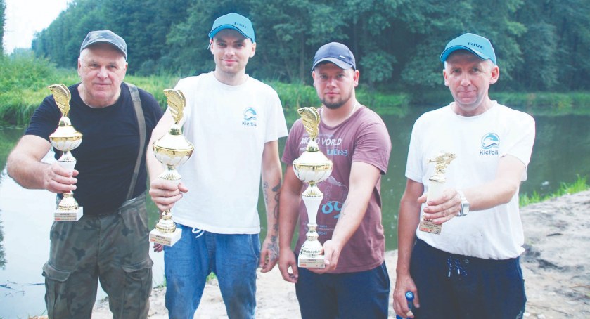 Najlepsi z najlepszych. Od lewej stoją: Ignacy Łakomy, Adrian Mielczarek, Mateusz Stykała i Karol Mielczarek fot.: Wiktor Bonowicz   (grupowe dwa), Pozostałe foty    fot.: Sławomir Rajch