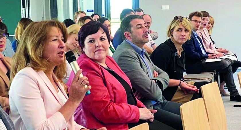 Głównym omawianym problemem warsztatów był dalszy rozwój regionu po wygaśnięciu kopalni, elektrowni w przyszłości fot.: Urząd Gminy Rząśnia