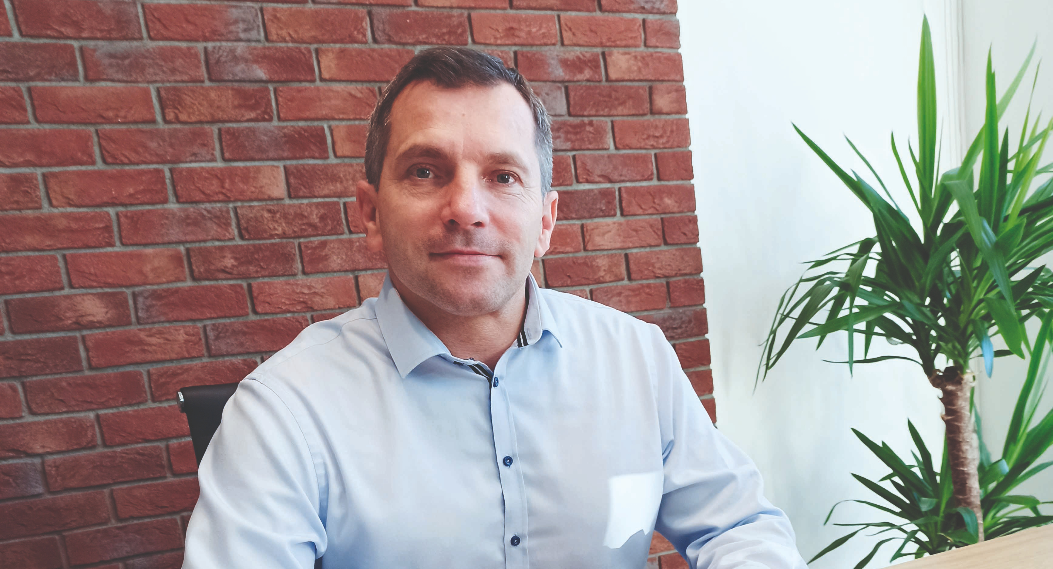 Burmistrz Pajęczna, Piotr Mielczarek liczy, że po zmianach w projekcie i aktywizacji lokalnych przedsiębiorstw,  pojawi się bardziej akceptowalna oferta na wykonanie zdania w Parku 1000-lecia  fot.: Magdalena Lizurej