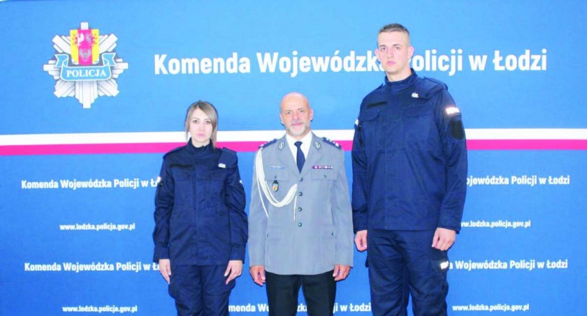 Szeregi pajęczańskiej policji zasilili post. Tomasz Stysiak oraz post. Paulina Węgrzycka fot.: KPP Pajęczno 