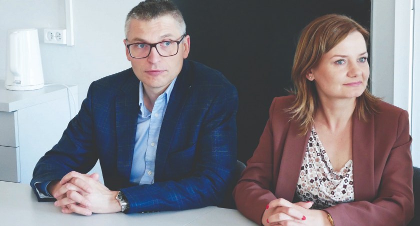 Szpitalem w Wieluniu będzie zarządzać, sprawdzona w boju, Anna Freus. Była jedynym kandydatem, spełniającym warunki formalne konkursu. Wicedyrektorem SP ZOZ-u do spraw medycznych pozostaje doktor Wojciech Ordon fot.: Sławomir Rajch