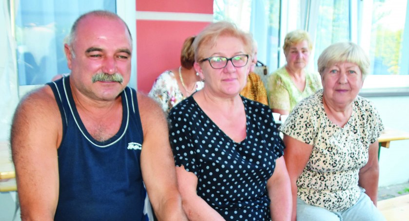 2.	Mieszkańcy oraz goście z sąsiednich, i nie tylko, sołectw również dopisali podczas niedzielnego festynu  fot.: Katarzyna Cieślik 