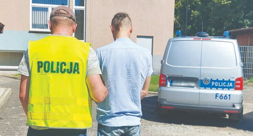 35-letni mieszkaniec Wielunia w domu miał znaczne ilości środków odurzających. Grozi mu nawet do 10 lat pozbawienia wolności fot.: arch. KPP w Wieluniu 