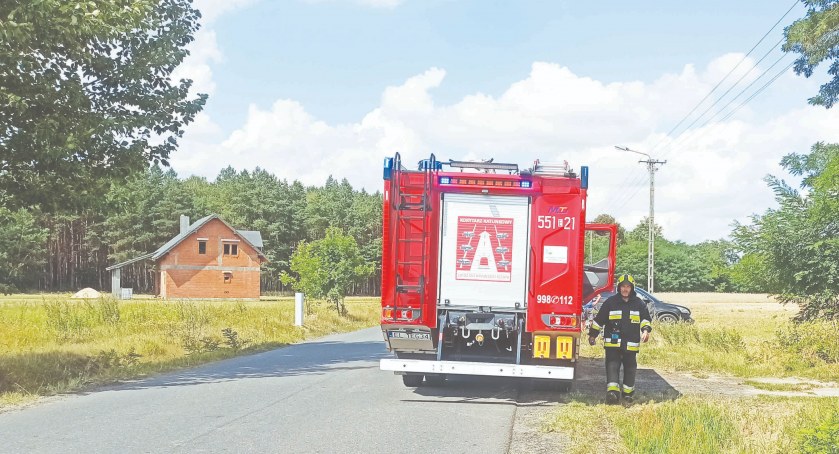 67-latek trafił do szpitala po tym, jak pod koła jego motocykla wbiegł pies fot.: Magdalena Lizurej
