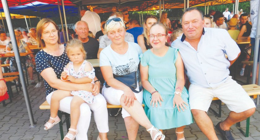 Od wielu lat strażacy z Wierzchlasu 15 sierpnia zapraszają na odpustowy piknik do swojej remizy fot.: Magdalena Lizurej
