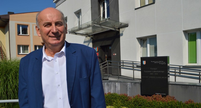 Cieszymy się, że w naszej gminie jest tak spore zainteresowanie odnawialnymi źródłami energii – mówi wójt Andrzej Modrzejewski  fot.: Elżbieta Wodecka 