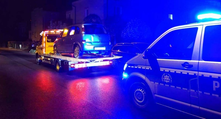 Kierowcy grozi pięć lat pozbawienia wolności, dożywotni zakaz prowadzenia pojazdów oraz świadczenie pieniężne na rzecz Funduszy Pomocy Pokrzywdzonym i Pomocy Postpenitencjarnej w wysokości co najmniej 10 tys. zł fot.: KPP Pajęczno 