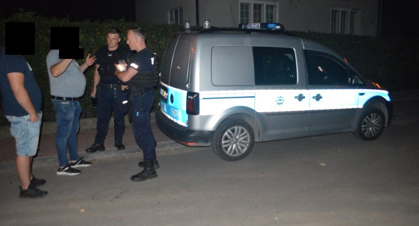 Wieluńscy policjanci prowadzą czynności wyjaśniające dotyczące pożaru pustostanu, do jakiego doszło w środę 16 sierpnia przy ul. Krasińskiego 