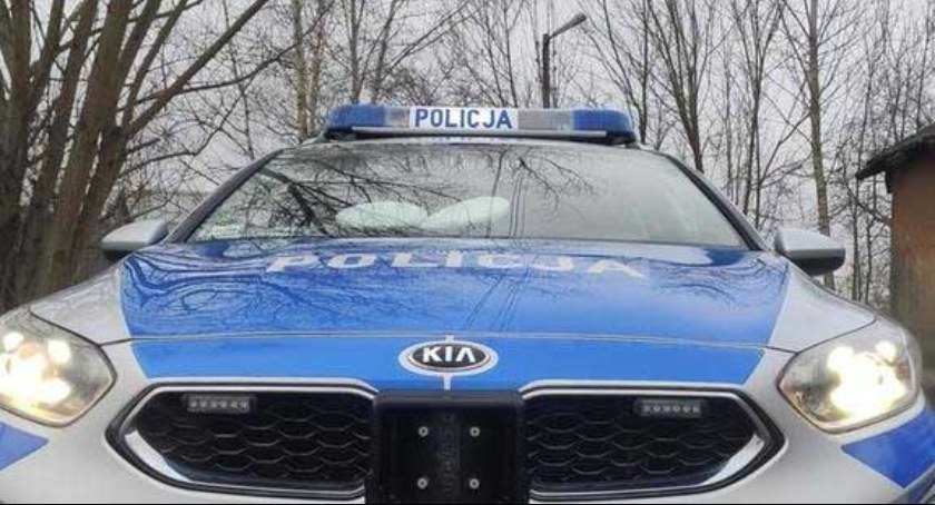 Oszuści działający metodą „na wnuczka”, „na policjanta”, czy też w ramach rzekomych akcji policji zwalczających „oszustów bankowych”, cały czas są aktywni  fot.: KPP Pajęczno 