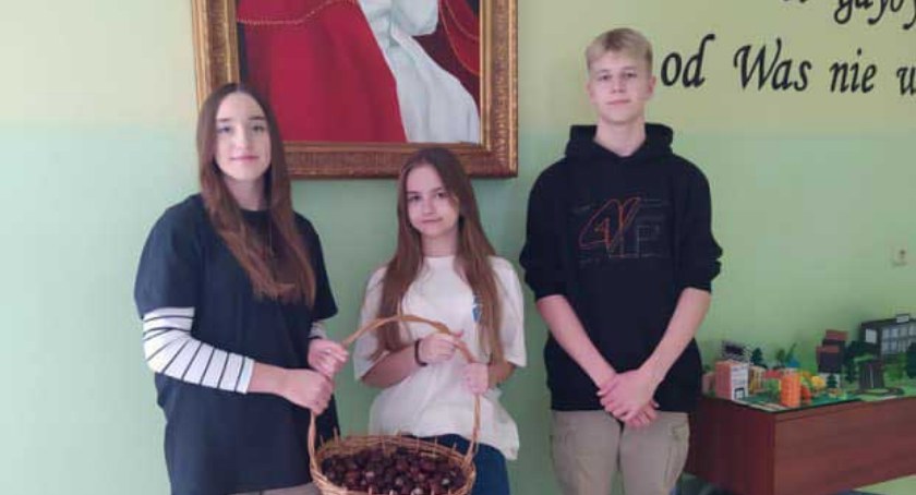 fot.: Zespół Szkolno-Przedszkolny im. Jana Pawła II w Rząśni