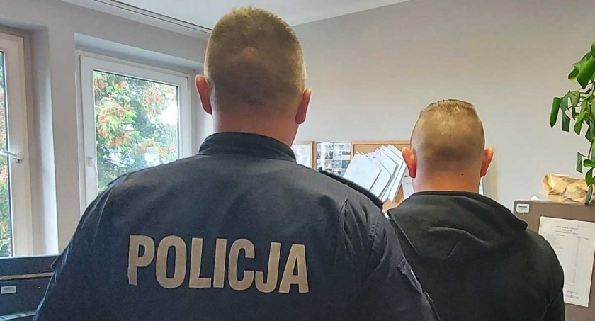 21-letni mieszkaniec Konina odpowiedzialny jest za szereg oszustw internetowych Fot.: Komenda Powiatowa Policji w Pajęcznie 