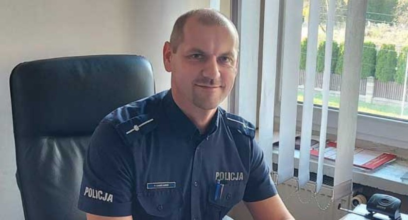Pajęczański dzielnicowy, mł. asp. Piotr Charciarek stara się angażować w różne akcje charytatywne fot.: KPP Pajęczno 