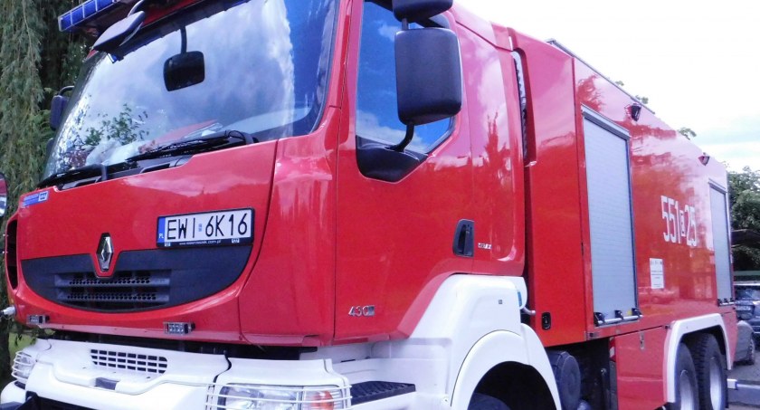Wszystkie służby pracowały w Raduczycach, po tym jak 45-latek wypadł golfem z drogi fot.: Magdalena Lizurej (zdjęcie poglądowe)