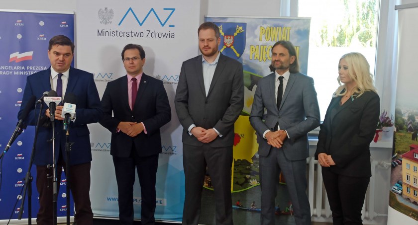 W pajęczańskim szpitalu odbyła się konferencja prasowa, dotycząca cyberbezpieczeństwa w placówkach opieki zdrowotnej oraz programu rządowemu, dzięki któremu można zdobyć środki, aby taką ochronę poprawić  fot.: Magdalena Lizurej