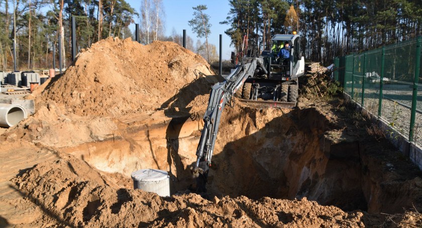 Wykonawcą inwestycji jest Przedsiębiorstwo Produkcyjno-Handlowo-Usługowe „Sanel” z Bełchatowa fot.: Katarzyna Cieślik