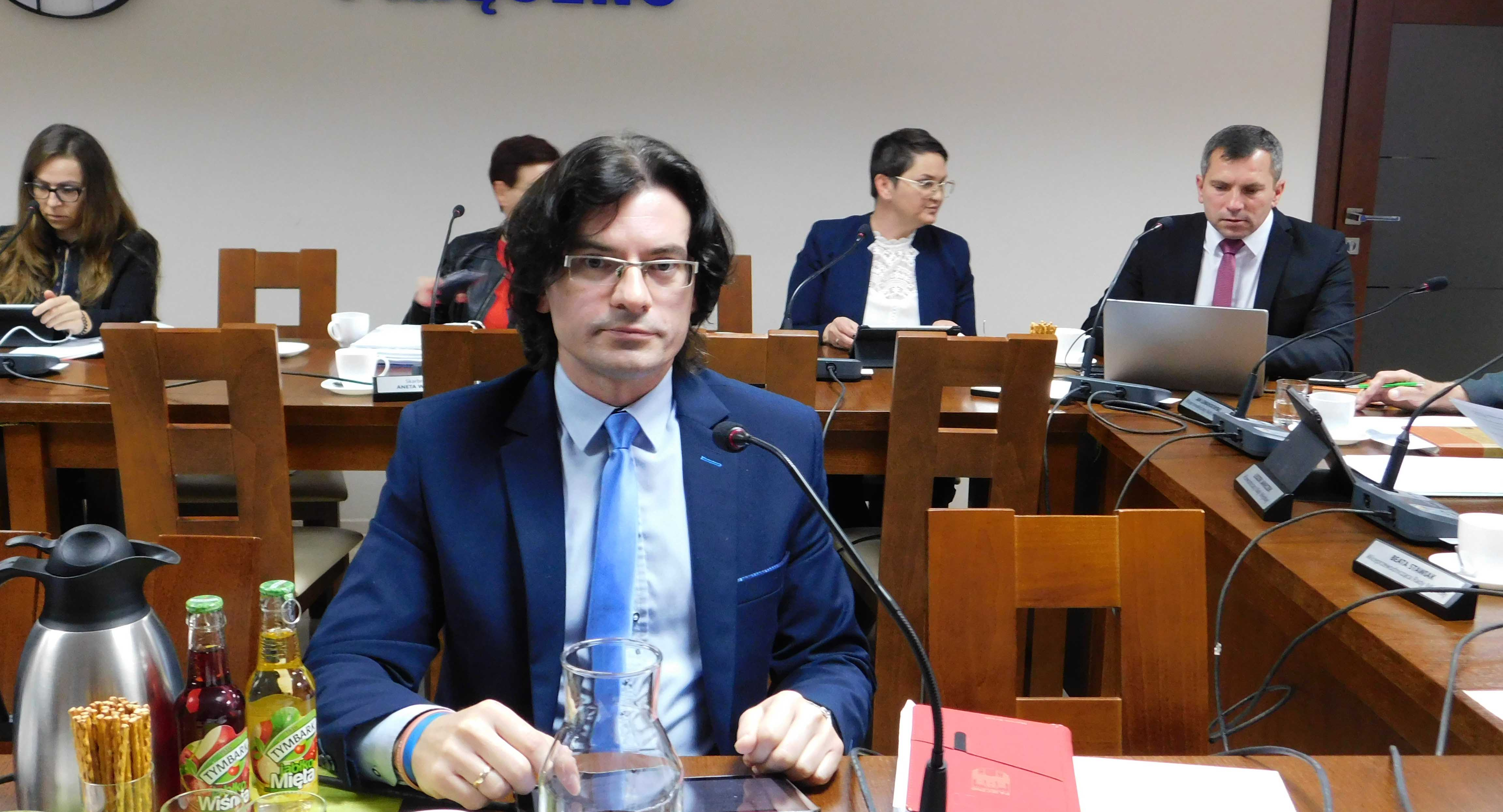 Marcin Krzak zaznacza, że mieszkańcy nie chcą bloku blisko już postawionych fot.: Magdalena Lizurej