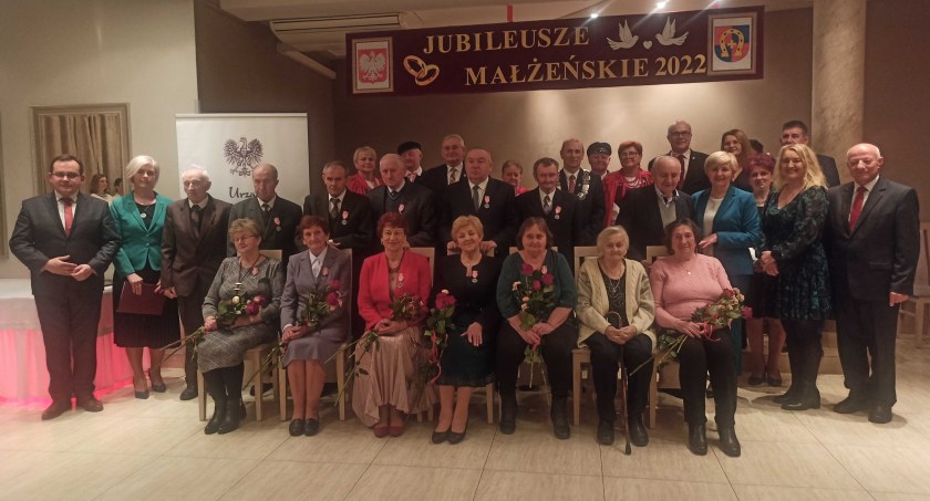 W Osjakowie trzy pary świętowały diamentowe gody a pięć par gody złote fot.: Magdalena Lizurej