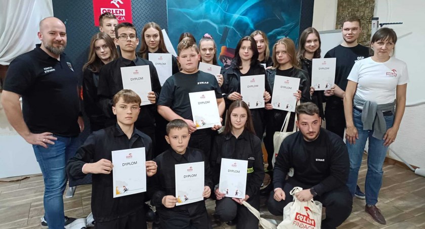 Drużyny z Mokrska i Wieruszowa na Turnieju Gry „Próba ognia” znalazły się w czołówce  fot.: Ochotnicza Straż Pożarna w Mokrsku 