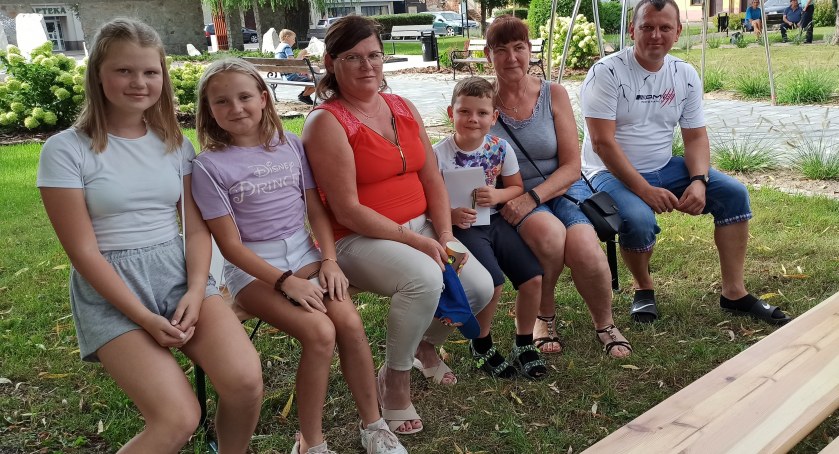 Zdjęcie uczestników Rodzinnego Pikniku Ekologicznego w Lututowie/fot.: Magdalena Lizurej