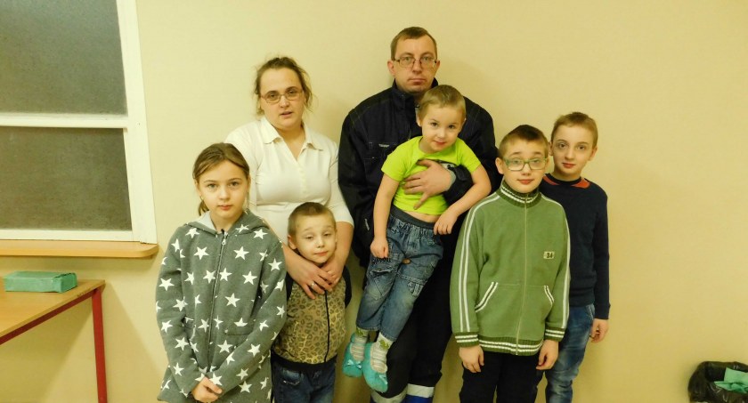 15 listopada siedmioosobowa rodzina ze Skrzynna straciła w pożarze cały swój dobytek. fot.: Magdalena Lizurej 