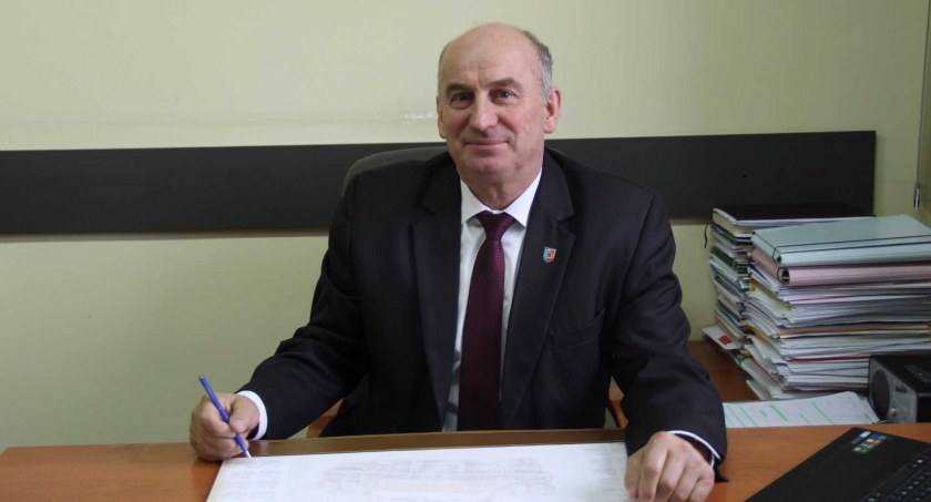Wójt Andrzej Modrzejewski podkreśla, że wynik rankingu to ciągła i wieloletnia praca, a wysokie miejsce motywuje do podejmowania kolejnych wyzwań fot.: Magdalena Lizurej