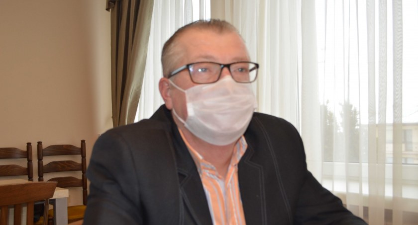 O umieszczenie znaków „zakaz postoju” interpelował radny Dominik Chwaliński fot.: Elżbieta Wodecka