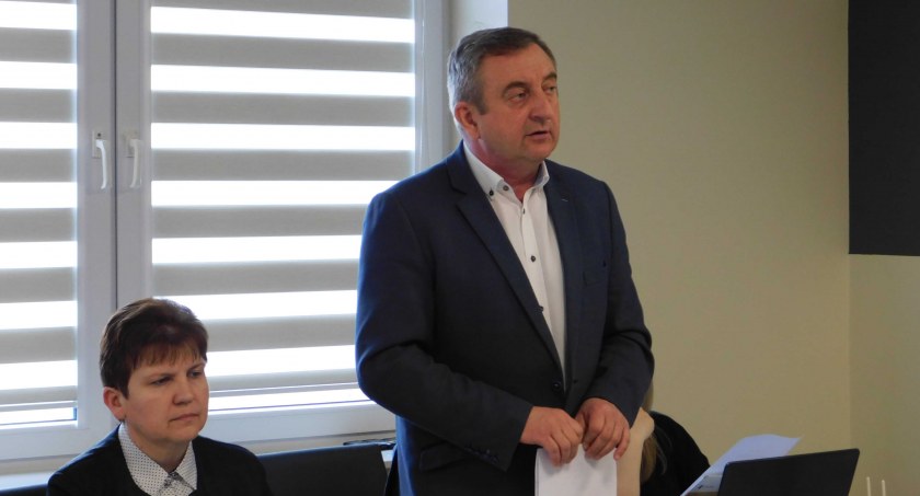 Aleksander Owczarek zaznacza, że biorąc pod uwagę ilość produkowanych śmieci, stawka oscylująca wokół 20 zł, nie jest wygórowana fot.: Magdalena Lizurej