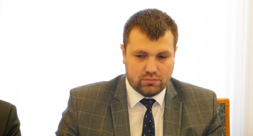 Krzysztof Dziuba przypomniał, że dokumentacja projektowa zadania powstała za czasów poprzedniego zarządu powiatu fot.: Magdalena Lizurej