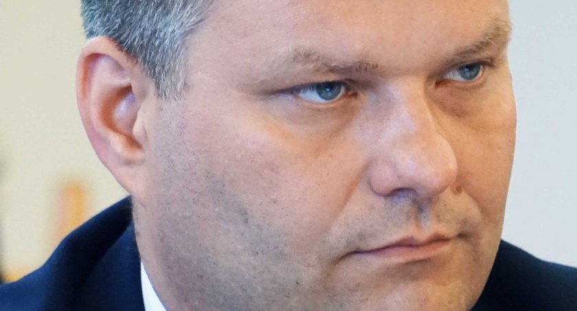 W środę radni Wielunia podejmą decyzję, czy odwołać przewodniczącego Tomasza Akulicza z funkcji przewodniczącego rady miejskiej. fot.: Sławomir Rajch