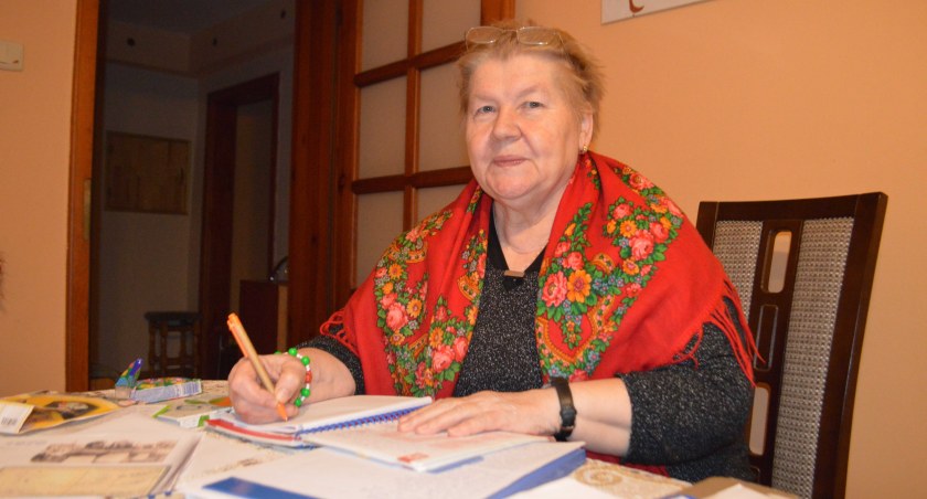 Pisanie wierszy, czy przemówień jest ulubionym zajęciem Stanisławy Morki fot. Elżbieta Wodecka 