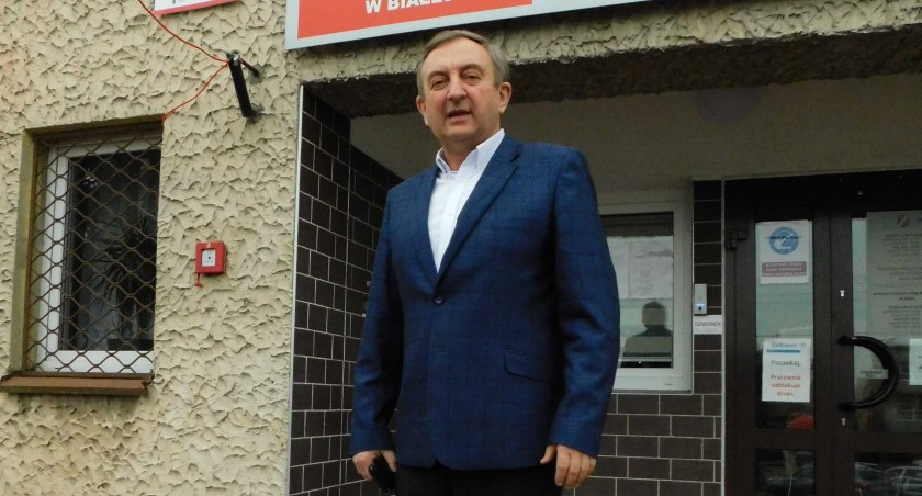 Aleksander Owczarek nie chce komentować braku środków dla Białej w trzecim rozdaniu RFIL. Samorządowcy liczą, że zostaną im chociaż przyznane środki na rewitalizację miejscowości popegeerowskich fot.: Magdalena Lizurej