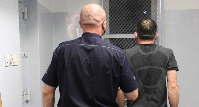 40-latek, który kierował osobówką mając 2,9 promila alkoholu w organizmie, może trafić za karty nawet na dwa lata  fot.: arch. KPP w Wieluniu