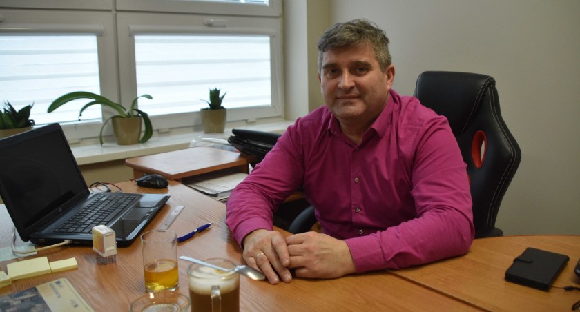 Wójt Mariusz Mielczarek uważa, że pojawiły się jakieś czynniki merytoryczne, które zadecydowały o podwyższeniu jego uposażenia /fot.: Katarzyna Cieślik