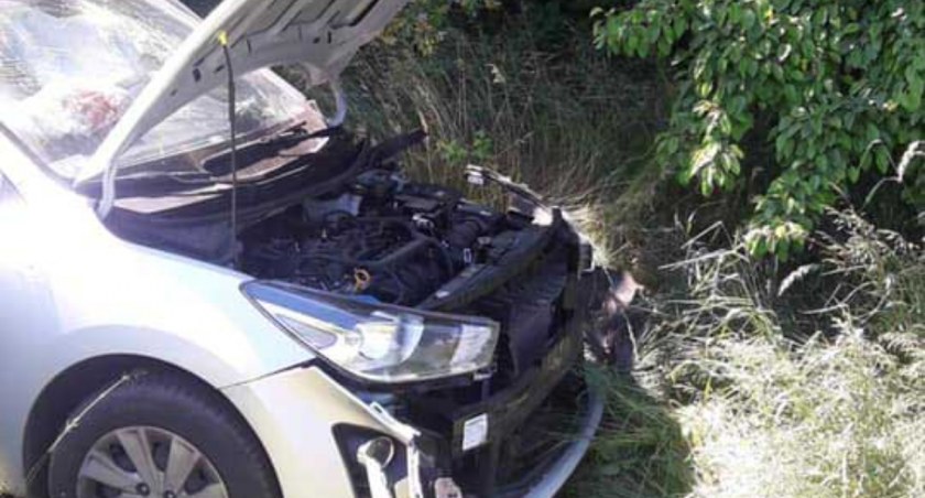 - Po zderzeniu opla astry i kii rio do szpitala trafiły cztery osoby.  Fot.: arch. KPP w Wieruszowie, arch. OSP Lututów