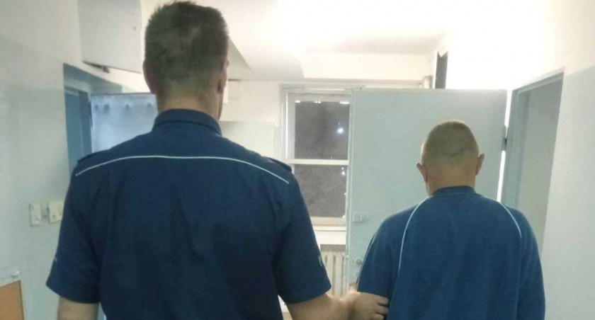 Włamywaczowi grozi nawet 15 lat więzienia. Prokuratura zastosowała wobec niego policyjny dozór fot.: archiwum policji