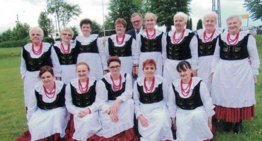 Do sukcesu przyczyniły się w dużej mierze występy artystyczne mierzyckiego KGW  fot.: archiwum Koła Gospodyń Wiejskich w Mierzycach 